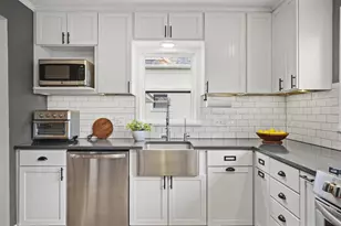 625 S Madison St, Stoughton, WI 53589 - Photo 2