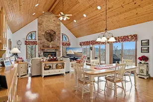 E9291 Pebblebeach Dr, Wisconsin Dells, WI 53965 - Photo 2