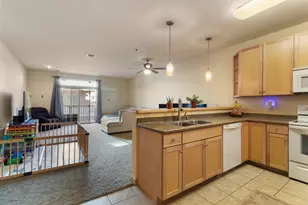 201 E Lane St, Sun Prairie, WI 53590 - Photo 4