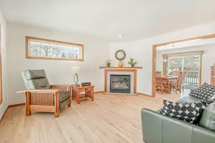 601 Aztalan Dr, Madison, WI 53718 - Photo 8