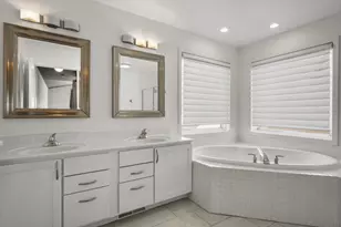 5734 Rosslare Ln, Fitchburg, WI 53711 - Photo 24