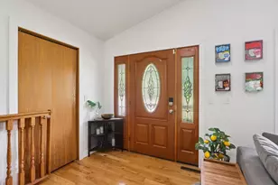 911 Gillette Ln, Wisconsin Dells, WI 53965 - Photo 6