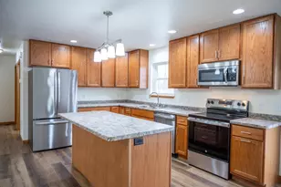 513 Oak Grove Drive, Necedah, WI 54646 - Photo 8