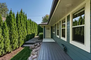 10 Roxbury Rd, Madison, WI 53704 - Photo 20