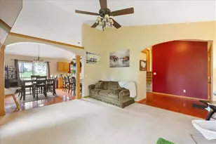 1171 Carriage Dr, Sun Prairie, WI 53590 - Photo 8