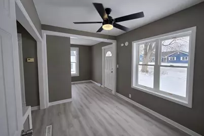 1816 S Grant Avenue, Janesville, WI 53546 - Photo 4