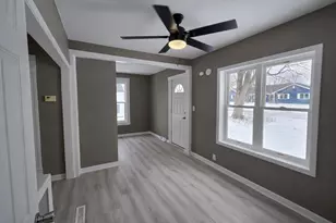 1816 S Grant Ave, Janesville, WI 53546 - Photo 4