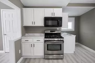 1816 S Grant Ave, Janesville, WI 53546 - Photo 8