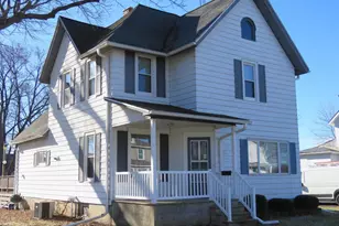 116 Grove St, Randolph, WI 53956 - Photo 2