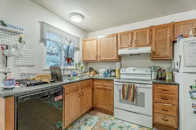 1802-1806 Loftsgordon Avenue, Madison, WI 53704 - Photo 12