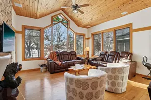 1140 S Gillette Dr, Dell Prairie, WI 53965 - Photo 4