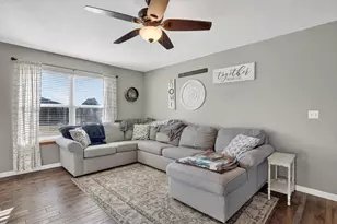 1627 Redwood Dr, Janesville, WI 53548 - Photo 10