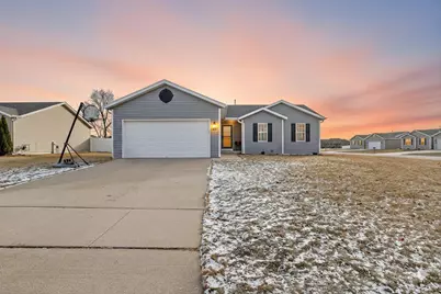 1627 Redwood Drive, Janesville, WI 53548 - Photo 2