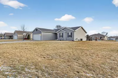 1627 Redwood Drive, Janesville, WI 53548 - Photo 6
