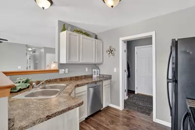1627 Redwood Drive, Janesville, WI 53548 - Photo 18