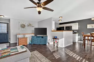 1627 Redwood Dr, Janesville, WI 53548 - Photo 12