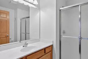 705 Cricket Ln, Madison, WI 53562 - Photo 22