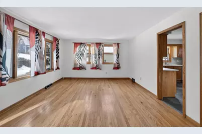 518 Bowman Avenue, Madison, WI 53716 - Photo 4