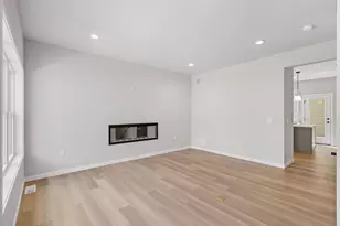 2811 Crinkle Root Dr, Fitchburg, WI 53711 - Photo 34