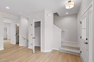 2811 Crinkle Root Dr, Fitchburg, WI 53711 - Photo 40