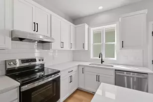 2811 Crinkle Root Dr, Fitchburg, WI 53711 - Photo 14