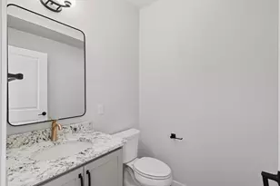 2811 Crinkle Root Dr, Fitchburg, WI 53711 - Photo 26