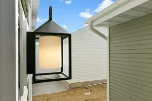 2811 Crinkle Root Dr, Fitchburg, WI 53711 - Photo 24