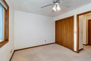 850 N Perry Pkwy, Oregon, WI 53575 - Photo 34