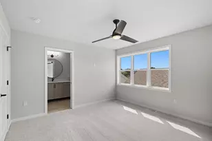 2811 Crinkle Root Dr, Fitchburg, WI 53711 - Photo 44