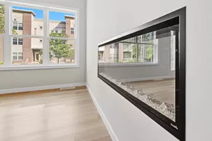 2811 Crinkle Root Dr, Fitchburg, WI 53711 - Photo 38