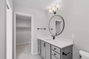 2811 Crinkle Root Dr, Fitchburg, WI 53711 - Photo 46