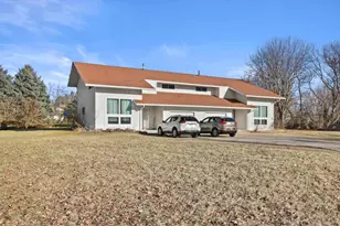 2700 Bailey Rd, Sun Prairie, WI 53590 - Photo 16