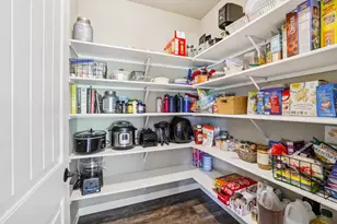 204 Westmorland Dr, Mount Horeb, WI 53572 - Photo 10