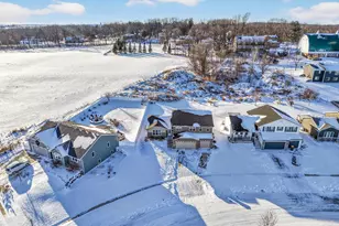 585 Falk Dr, Edgerton, WI 53534 - Photo 24