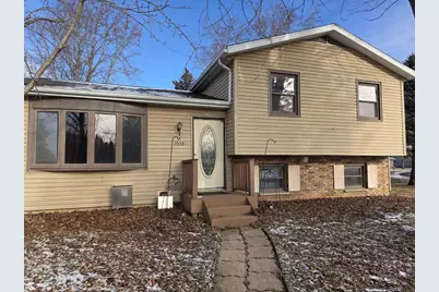 1038 Rock Avenue, Waupun, WI 53963 - Photo 2