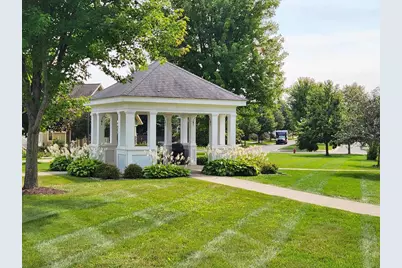 3118 Hope Street, Sun Prairie, WI 53590 - Photo 2