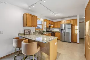 1238 Jasmine Dr, Madison, WI 53719 - Photo 10