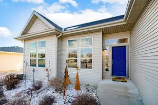 11417 N Erie Dr, Edgerton, WI 53534 - Photo 4