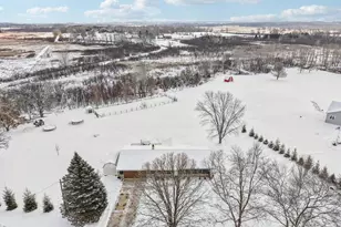 402 Schwantz Rd, Pardeeville, WI 53954 - Photo 40