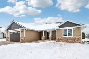 2021 Goldfinch Ln, Sauk City, WI 53583 - Photo 2