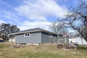 520 Vernon Ave, Hillsboro, WI 54634 - Photo 4