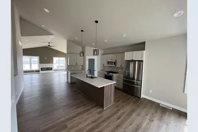 495 Foxfield Court, Oregon, WI 53575 - Photo 4