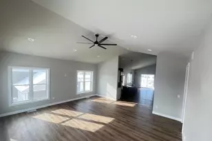 495 Foxfield Ct, Oregon, WI 53575 - Photo 10