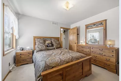 2821 Carrousel Lane, Janesville, WI 53545 - Photo 24