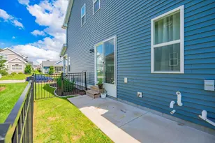 4875 Arugula Rd, Fitchburg, WI 53711 - Photo 8