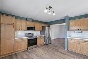 4415 Old Stone Rd, Oregon, WI 53575 - Photo 8