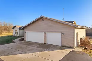 4415 Old Stone Rd, Oregon, WI 53575 - Photo 44