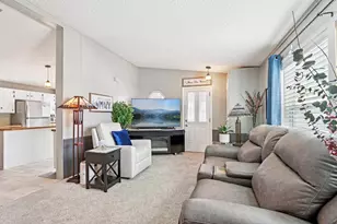 412 Oak Lodge Rd, Racine, WI 53185 - Photo 10