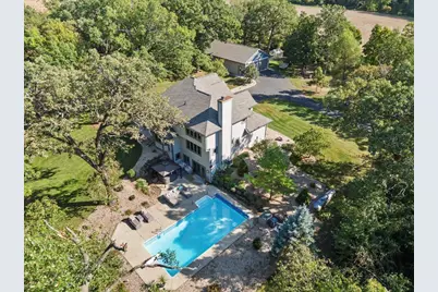 2082 Tower Drive, Stoughton, WI 53589 - Photo 2