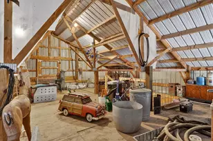 8131 E Creek Rd, Janesville, WI 53546 - Photo 24